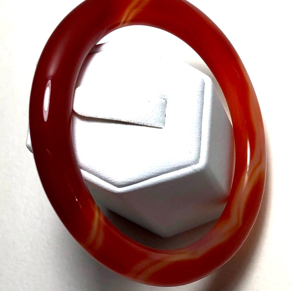 Agate bangle